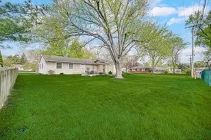 718 S Main St, Crown Point, IN 46307 - Photo 15