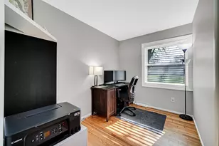 718 S Main St, Crown Point, IN 46307 - Photo 11