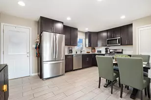 806 Harrison Pl, Dyer, IN 46311 - Photo 5
