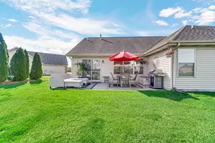 2017 Wildwood Cir, Highland, IN 46322 - Photo 21