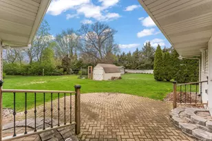 136 Country Club Dr, La Porte, IN 46350 - Photo 39