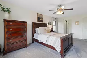 9815 Wildwood Ct, Highland, IN 46322 - Photo 13
