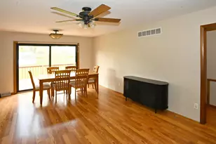 2405 Linden Dr, Valparaiso, IN 46383 - Photo 13