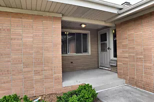 2405 Linden Dr, Valparaiso, IN 46383 - Photo 37