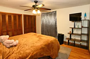 2405 Linden Dr, Valparaiso, IN 46383 - Photo 17