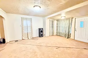 1308 W 13th Ave, Gary, IN 46407 - Photo 5