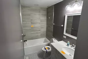 443 Nantucket Rd, Valparaiso, IN 46385 - Photo 5