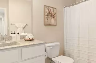 945 Paula Ct, Hobart, IN 46342 - Photo 17