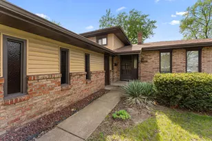 1532 N Woodlawn Pl, Griffith, IN 46319 - Photo 3