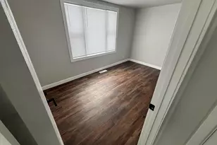 121-123 Parkview Ave, La Porte, IN 46350 - Photo 15