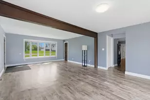 10370 Joliet St, Saint John, IN 46373 - Photo 5
