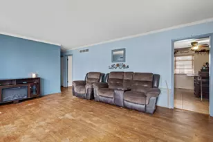 700 E 9th St, Hobart, IN 46342 - Photo 5