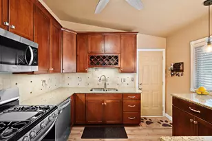 615 Chestnut Blvd, Chesterton, IN 46304 - Photo 5