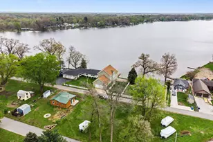 107 Lakeview Dr, Walkerton, IN 46574 - Photo 5