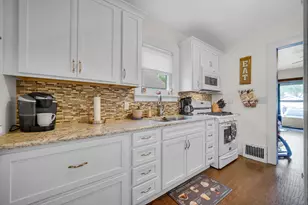 518 Grove St, La Porte, IN 46350 - Photo 7