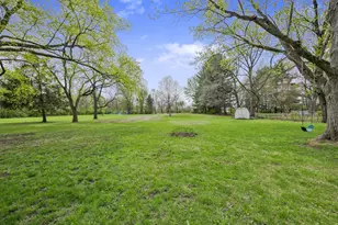 2605 E 73rd Ave, Merrillville, IN 46410 - Photo 33