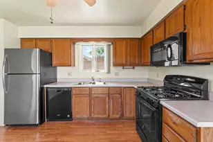 230 Holly Ln, Schererville, IN 46375 - Photo 11