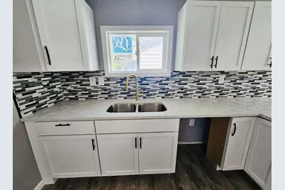 1038 Gibson Place, Gary, IN 46403 - Photo 5