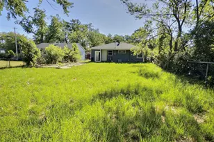 1038 Gibson Pl, Gary, IN 46403 - Photo 11