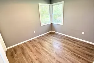 1038 Gibson Pl, Gary, IN 46403 - Photo 9