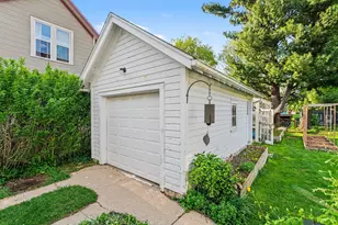 819 E Jefferson St, Valparaiso, IN 46383 - Photo 15