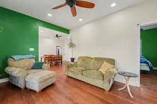 819 E Jefferson St, Valparaiso, IN 46383 - Photo 5