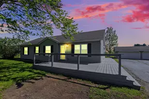 16435 Colorado St, Hebron, IN 46341 - Photo 5