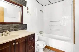5537 Beall St, Hammond, IN 46320 - Photo 7
