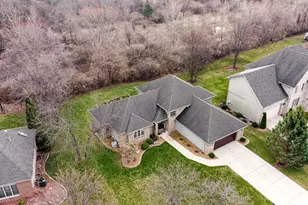 10621 Erie Dr, Crown Point, IN 46307 - Photo 45