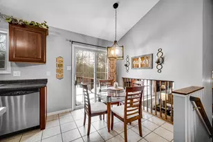 10621 Erie Dr, Crown Point, IN 46307 - Photo 23