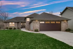 10621 Erie Dr, Crown Point, IN 46307 - Photo 55
