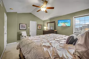 10621 Erie Dr, Crown Point, IN 46307 - Photo 25