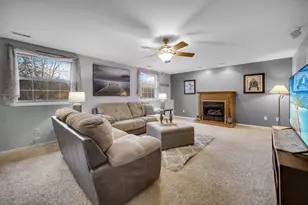 10621 Erie Dr, Crown Point, IN 46307 - Photo 31