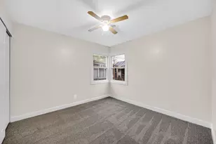7608 Catalpa Ave, Hammond, IN 46324 - Photo 19