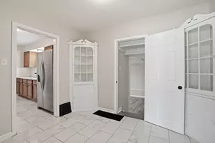 921 173rd St, Hammond, IN 46324 - Photo 11