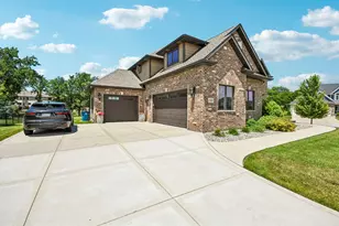 13560 Limerick Dr, Saint John, IN 46373 - Photo 5