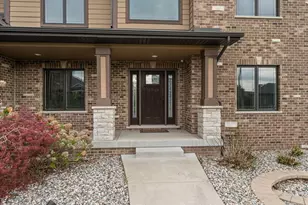 13560 Limerick Dr, Saint John, IN 46373 - Photo 3