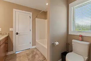 13560 Limerick Dr, Saint John, IN 46373 - Photo 37