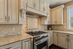 13560 Limerick Dr, Saint John, IN 46373 - Photo 11
