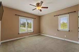 13560 Limerick Dr, Saint John, IN 46373 - Photo 21