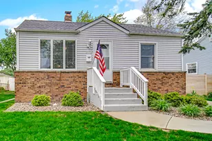 214 N Jay St, Griffith, IN 46319 - Photo 3