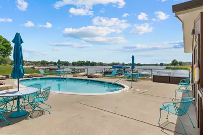 2545 E Lakeshore Drive #A71, Crown Point, IN 46307 - Photo 5