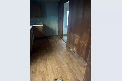 2928 Woodrow Avenue, Michigan City, IN 46360 - Photo 13