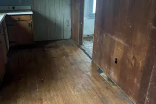 2928 Woodrow Ave, Michigan City, IN 46360 - Photo 13