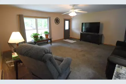 910 E Stewart Drive, Rensselaer, IN 47978 - Photo 13