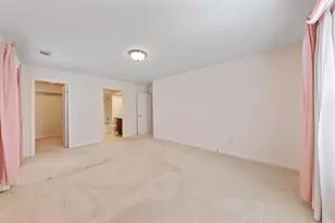 2629 Georgetowne Dr, Highland, IN 46322 - Photo 9