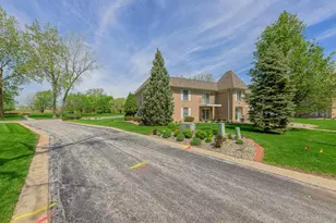 2629 Georgetowne Dr, Highland, IN 46322 - Photo 13