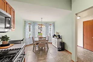 1242 Griffin Lake Ave, Chesterton, IN 46304 - Photo 5
