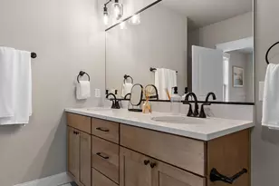6019 S Dune Harbor Dr, Portage, IN 46368 - Photo 23