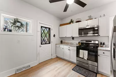 307 Michigan Avenue, Valparaiso, IN 46383 - Photo 17